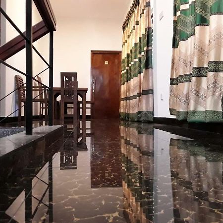 キャンディー La Sachara Bed & Breakfast エクステリア 写真