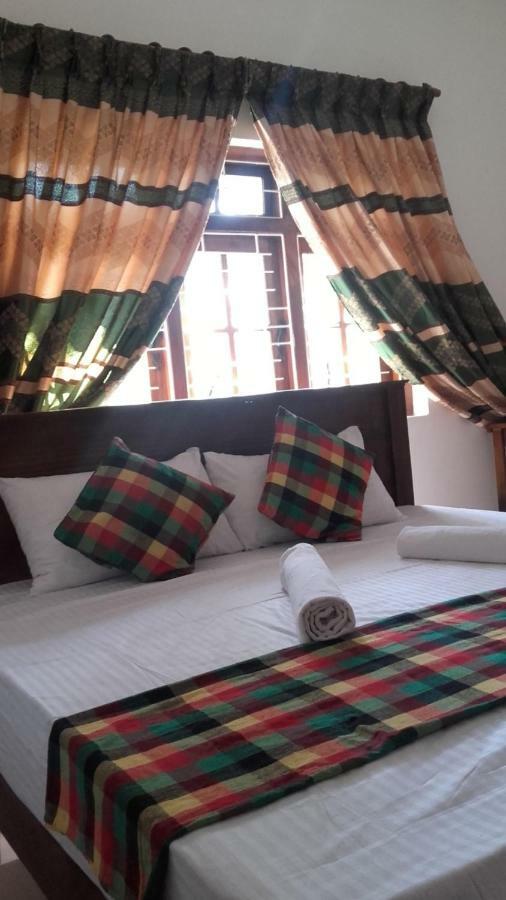 キャンディー La Sachara Bed & Breakfast エクステリア 写真